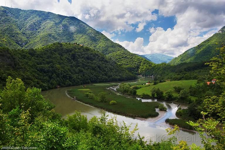 image016.jpg - River Morava, Ovcar-Kablar,western Serbia